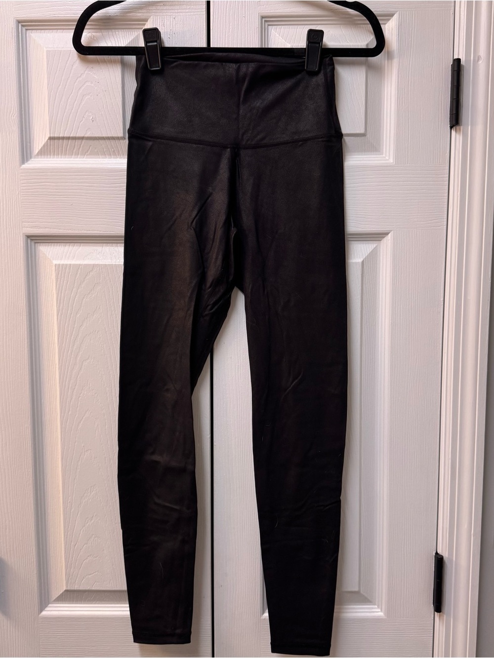 Colorfulkoala Matte faux leather leggings